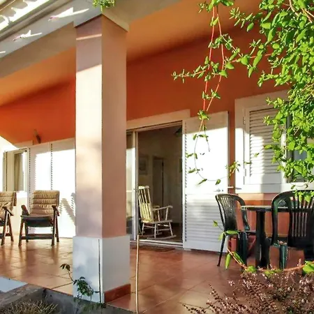 Charming House In With Pool Alte