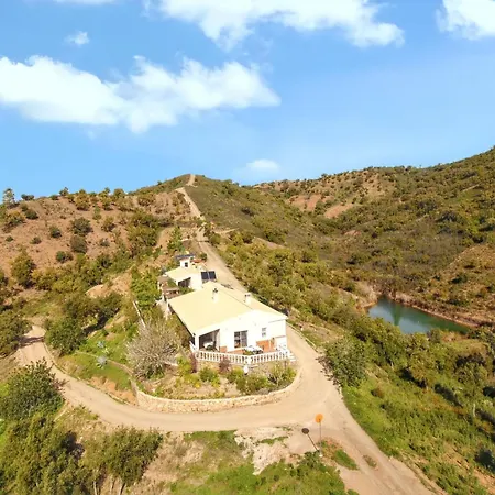 Charming House In With Pool *