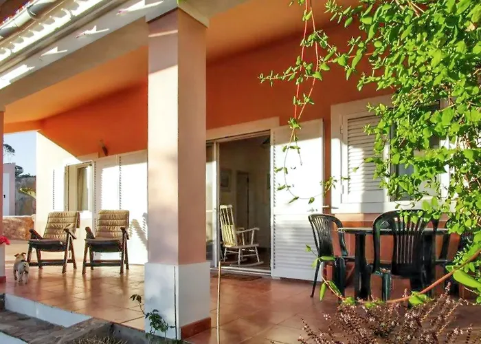 Charming House In With Pool 阿尔特